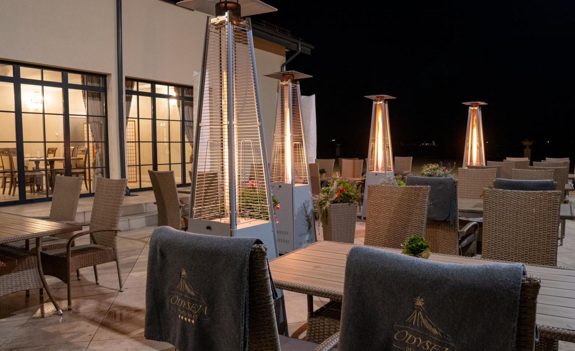 تشيخوتشينيك Boutique Odyseja & Spa المظهر الخارجي الصورة Gas patio heater