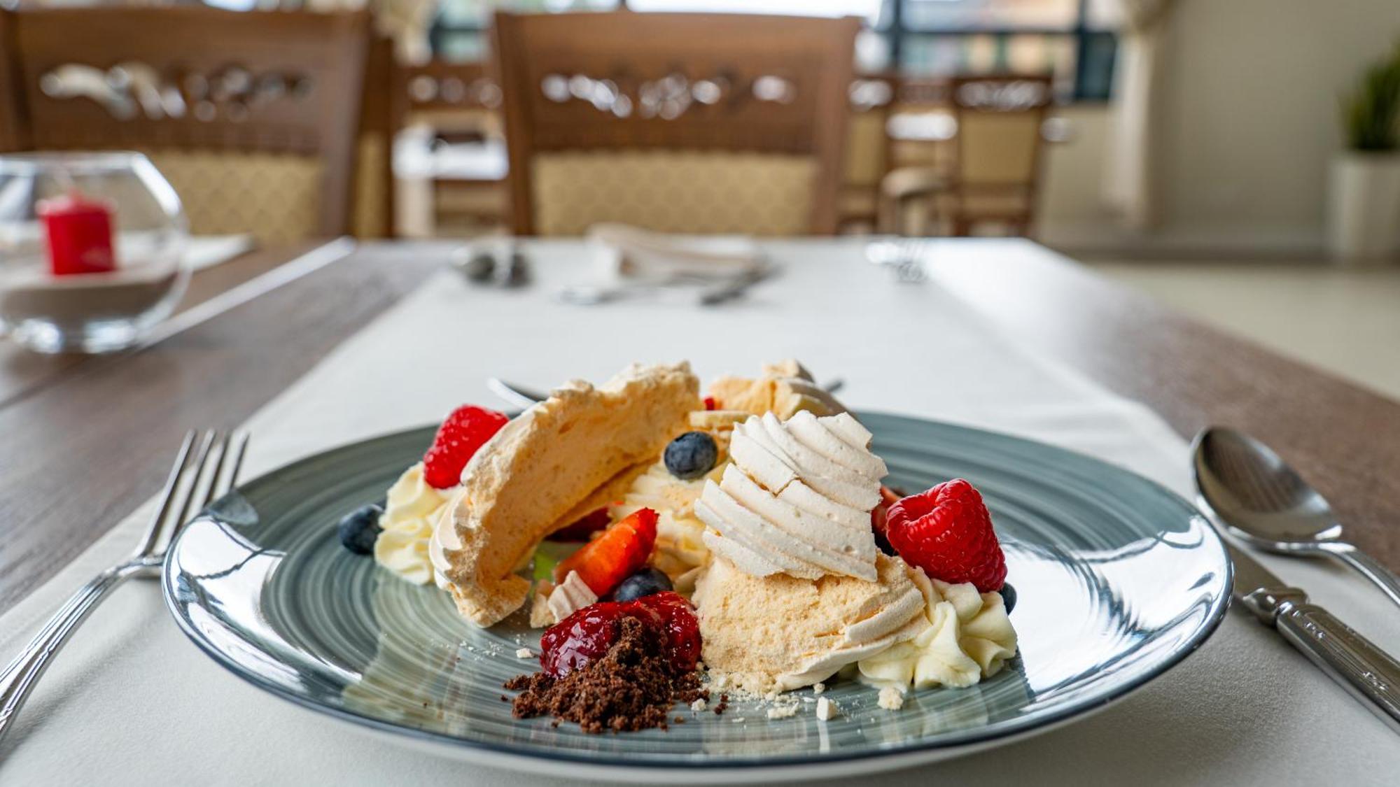تشيخوتشينيك Boutique Odyseja & Spa المظهر الخارجي الصورة Pavlova