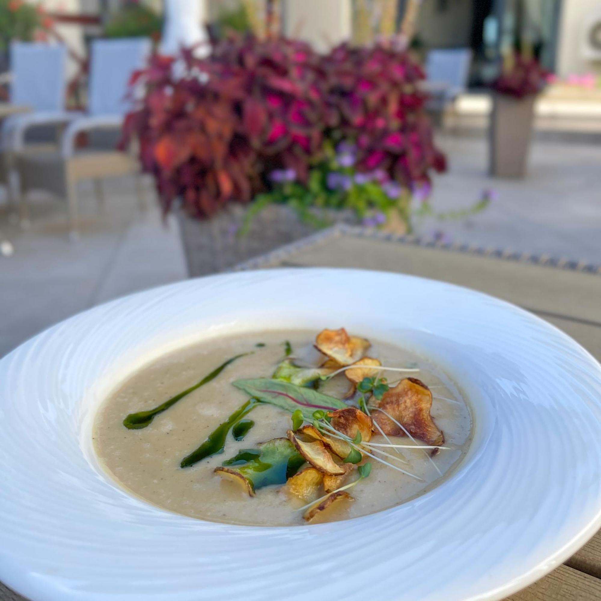 تشيخوتشينيك Boutique Odyseja & Spa المظهر الخارجي الصورة A bowl of mushroom soup