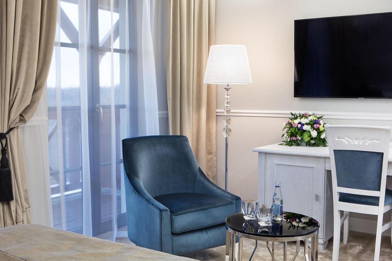 تشيخوتشينيك Boutique Odyseja & Spa المظهر الخارجي الصورة A room at the hotel